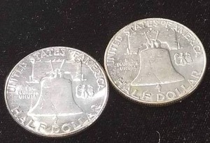 lot 26 image: 2 UNC TONED FRANKLIN HALF DOLLARS 1963 1963-D
