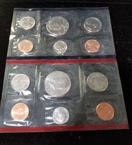 lot 24-A image: 1987 US MINT SET IN ORIGINAL PACKAGING