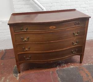 lot 34 image: Antique Mahogany Bow Front Dresser