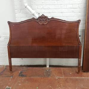 lot 17 image: Chippendale Full Bed Frame