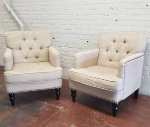 lot 9 image: Elegant Beige Linen Tufted Armchair Pair