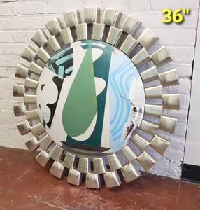 lot 39 image: Elegant Silver Dcor Mirror
