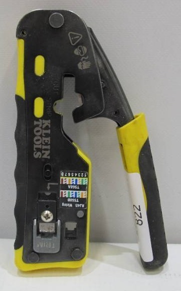 lot 246 image: Klein Tools 6 in. Pass Thru Modular Crimper VDV226-110