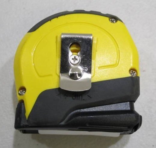 lot 225 image: Stanley LeverLock 25 Foot Tape Measure