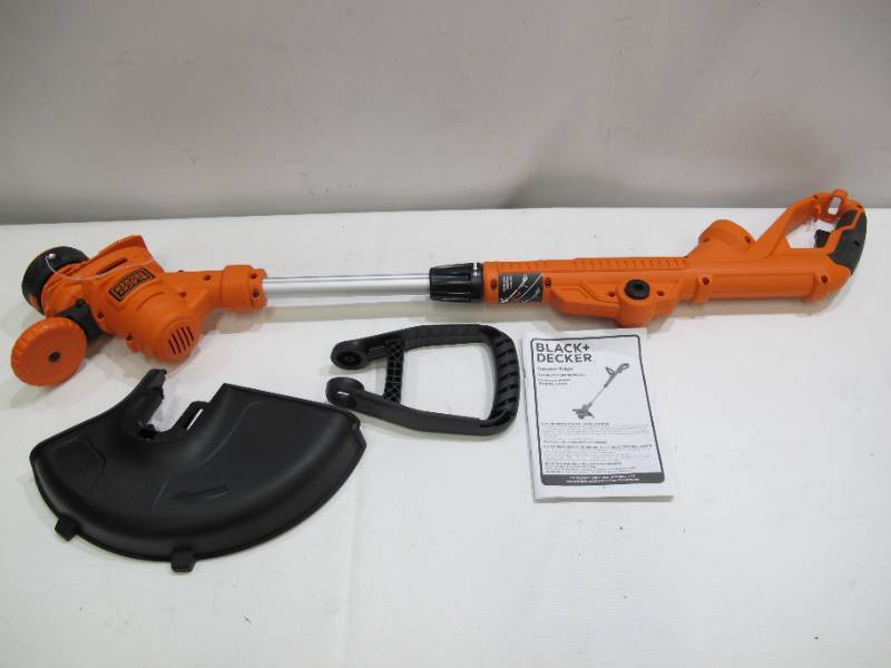 lot 284 image: Black  Decker 14 in. 6.5-Amp Corded Electric Straight Shaft Single Line 2-in-1 String Grass TrimmerLawn Edger