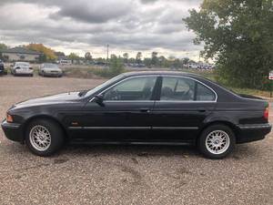 1998 BMW 528i Automatic