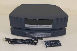 lot 18 image: Bose Wave Radio with CD Changer and Remote - Doesnt Read CDs