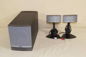 lot 19 image: Bose Companion 5 Computer Speaker System