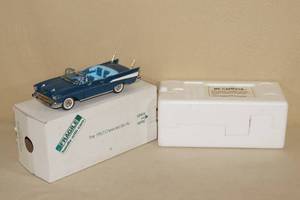 lot 71 image: Danbury Mint 1957 Chevrolet Bel Air Die Cast Car Model