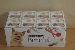 lot 214 image: 24 Cans of Purina Beneful Medleys Dog Food