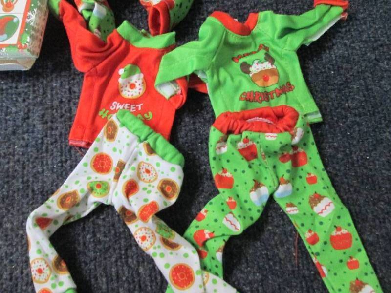 Chalk, Christmas Bingo Set, Doll PJ...