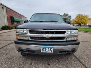 2001 Chevrolet Suburban - 4x4