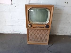 Vintage Muntz Television Set w Stand