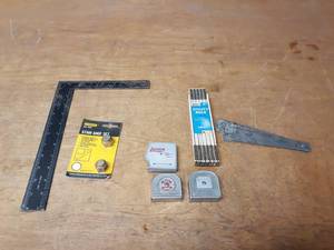 Lot of Vintage Tape Measures - LUFKIN, and White Chief