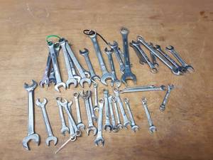 Lot of Assorted SAE Combination Wrenches 14 up to 1516 - Craftsman, Blue Line, Thorsen, Stanley, Benchtop and More