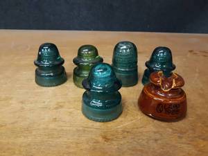 Lot o f (6) Vintage Glass Insulators