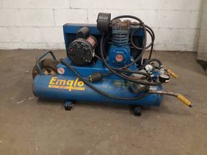 EMGLO Air Compressor -115  220V 1 Phase