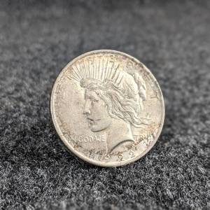 1922 Silver Peace Dollar - Philadelphia Mint - 90% Silver