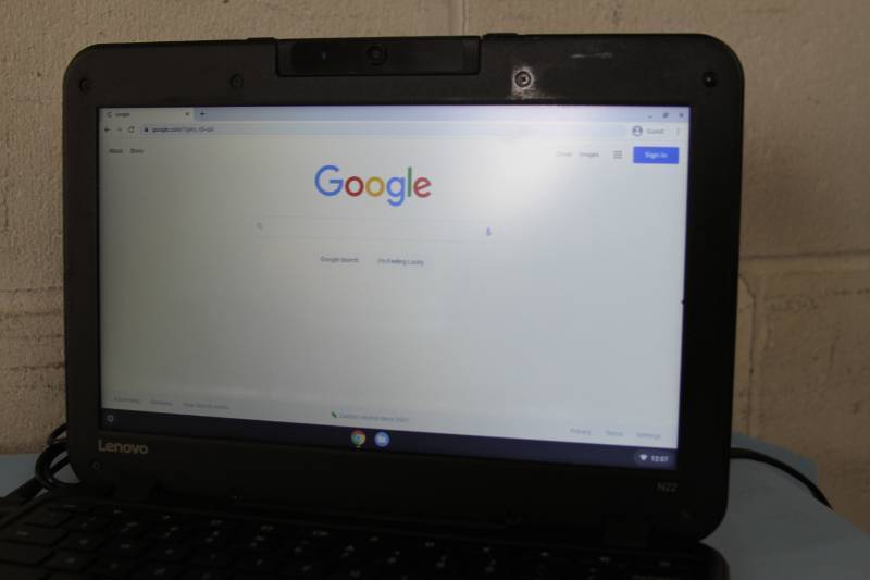 lot 19 image: Lenovo N22-20 Chromebook 80SF 11.6 Laptop Computer w Intel Celeron Chrome OS & Power Adapter