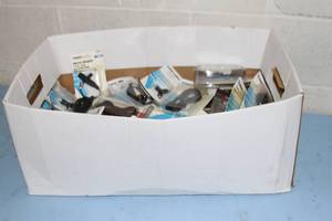 lot 94 image: Large Box of Miscellaneous Audio and Video Connectors Adapters  Adaptors and More - NEW