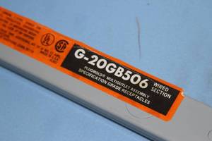 lot 128 image: 5 Plugmold Multi-Outlet System with 10 Single Outlets  Power Strip #G-20GB506