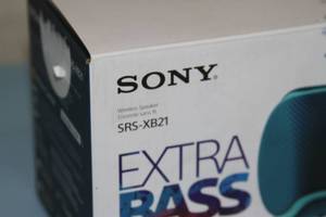 lot 52 image: Sony SRS-X21 Portable Wireless Bluetooth Audio Speaker with Extra Bass