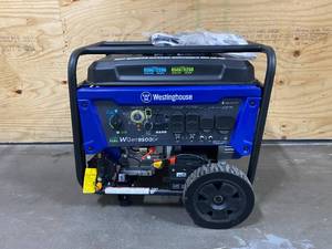 lot 4 image: WESTINGHOUSE WGen9500DF 12,5009,500-Watt Dual Fuel Portable Generator with Remote Start and Transfer Switch Outlet for Home Backup