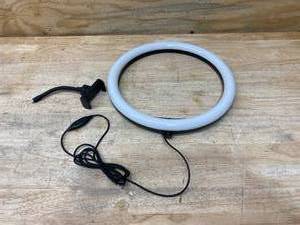 lot 45 image: Photography Light with Phone Holder