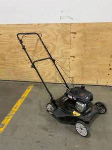 lot 49 image: MURRAY 20 in. 125 cc Briggs & Stratton Gas Walk Behind Push Mower