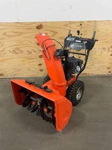 lot 17 image: ARIENS Deluxe 30 EFI 30 in. 2-Stage Electric Start Gas Snow Blower
