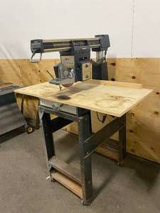 lot 16 image: WARDS POWR-KRAFT 10 Radial Arm Saw