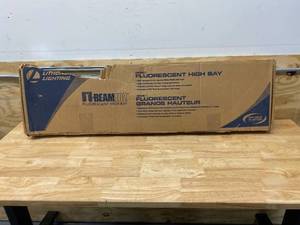lot 81 image: LITHONIA LIGHTING Fluorescent High Bay Fixture, 120 to 277V, For Bulb Type T5HO