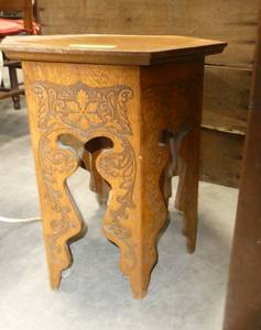 Small hexagon shape wood side table 18 tall x 14 wide Nice detail