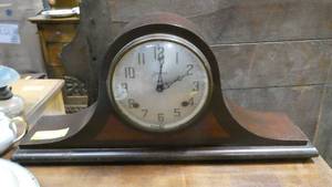 Nice vintage Sessions mantel clock #930, winding, 8 day chime, untested