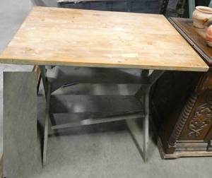 Vintage farmhouse sidetable