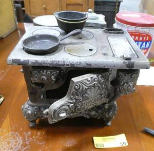 Vintage Cast iron Royal stove