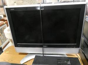 Sharp Aquos Tv - LC-40C32U - Liquid Crystal Television 32 HDTV - works