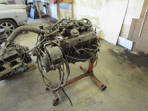Oldsmobile Engine & Engine Stand