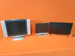(3) Small TVs 21 - 15 - 24