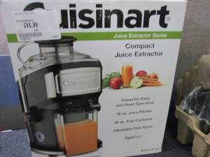 Cuisinart 16 oz. Juice Extractor op...