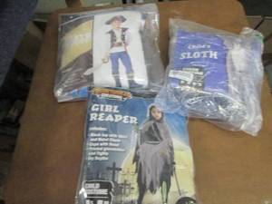 3 Assorted Spooktacular Creations C...
