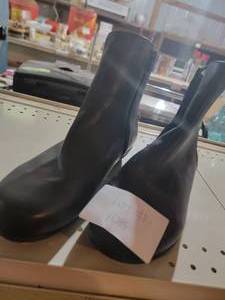 Womens Shoes