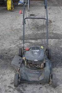 Lawn Mower did not test- has compression