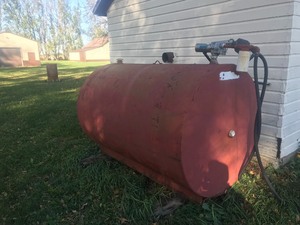 500 Gallon Fuel Tank