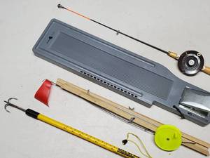 lot 16 image: (2) Ice Fishing Poles and Accessories