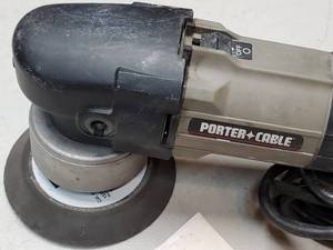 lot 42 image: Porter Cable Random Orbit  Sanding  Polisher