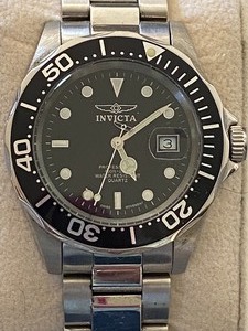 lot 198 image: Invicta Watch