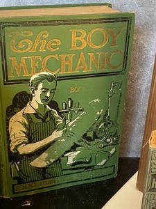 lot 211 image: Variety of Vintage Books