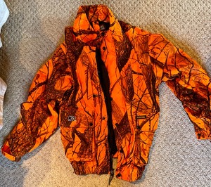 lot 300 image: Large Lot of Hunting Clothing