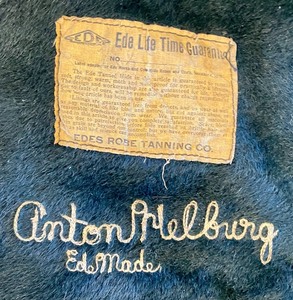 lot 286 image: Tanned Fur Rug